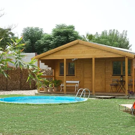 Hermoso Bungalow De Madera Seville Exterior photo