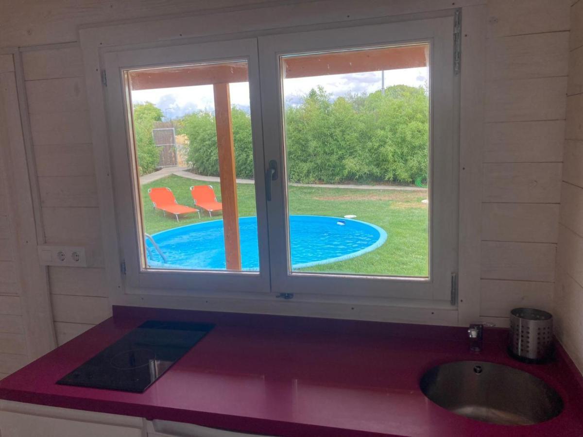 Hermoso De Madera Сasa de vacaciones